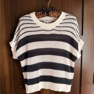❌ SOLD ❌ Evereve Ivy Open Weave Striped Sweater